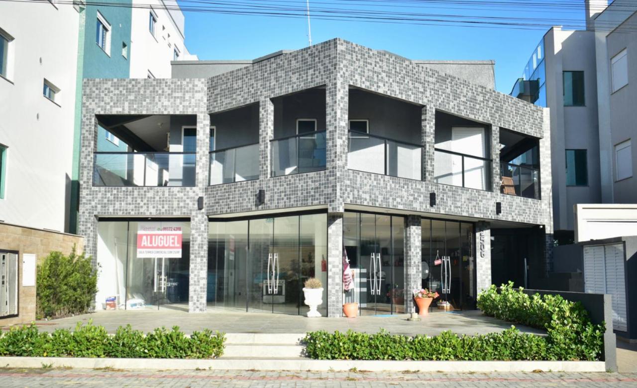 Residencial Melfi 3 Ap.1 Frente Apartment Bombinhas Exterior photo